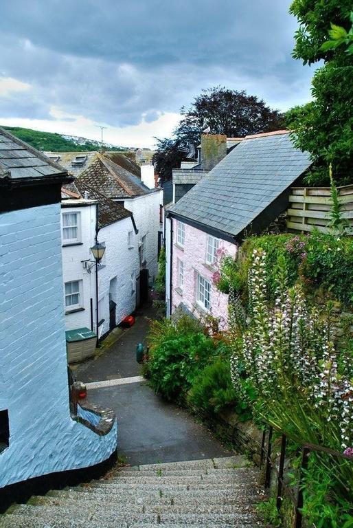 Gunnado St Austell Quarto foto